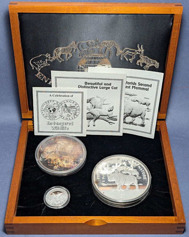 Uganda 1993 Silver Proof Wildlife Coin Set Rhino Leopard Endangered (1 of 8)