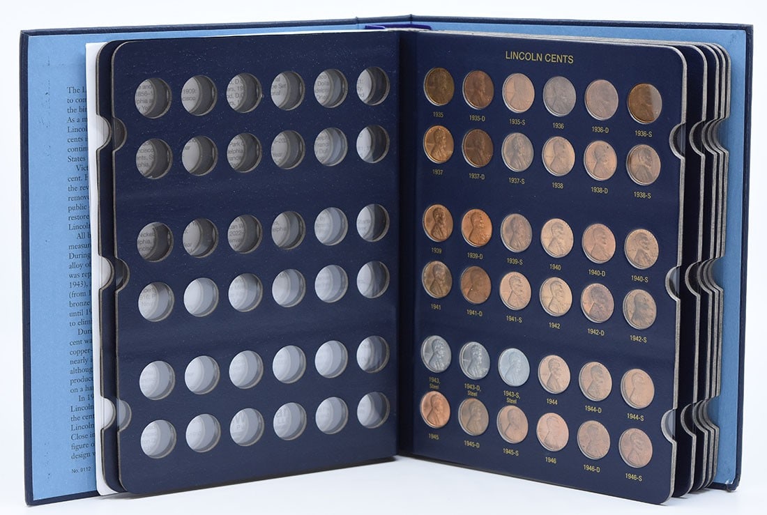 Deluxe Album Lincoln Small Cent Collection 1935-PDS to 2021-PDS: Deluxe Album Lincoln Small Cent Collection 1935-PDS to 2021-PDS A Lincoln Cent set presented in a deluxe album, covering dates from 1935-PDS to 2021-PDS. The coins are described as uncirculated and pr
