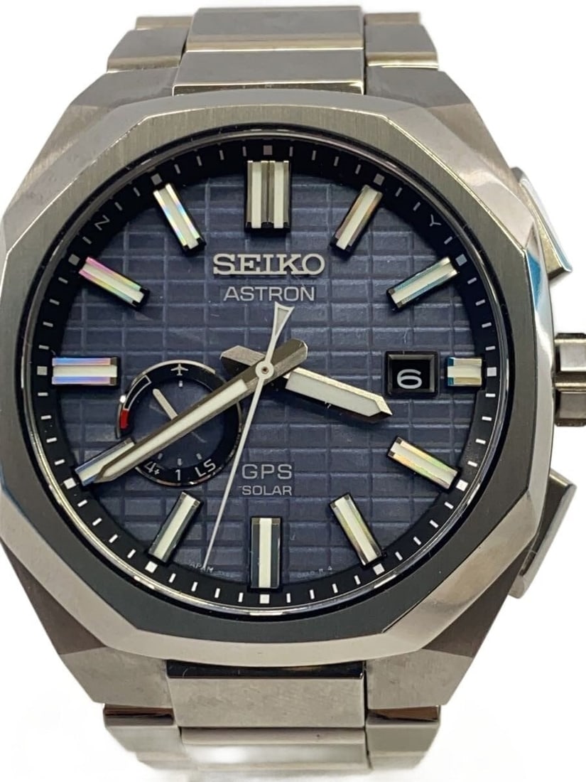 Seiko Astron Solar 3X62 0AA0 Men's Wristwatch: Seiko Astron Solar 3X62 0AA0 Men's Wristwatch This SEIKO ASTRON Solar 3X62-0AA0 men's wristwatch features a solar-powered movement and a sleek design. Made with materials sourced from Japan, it is des