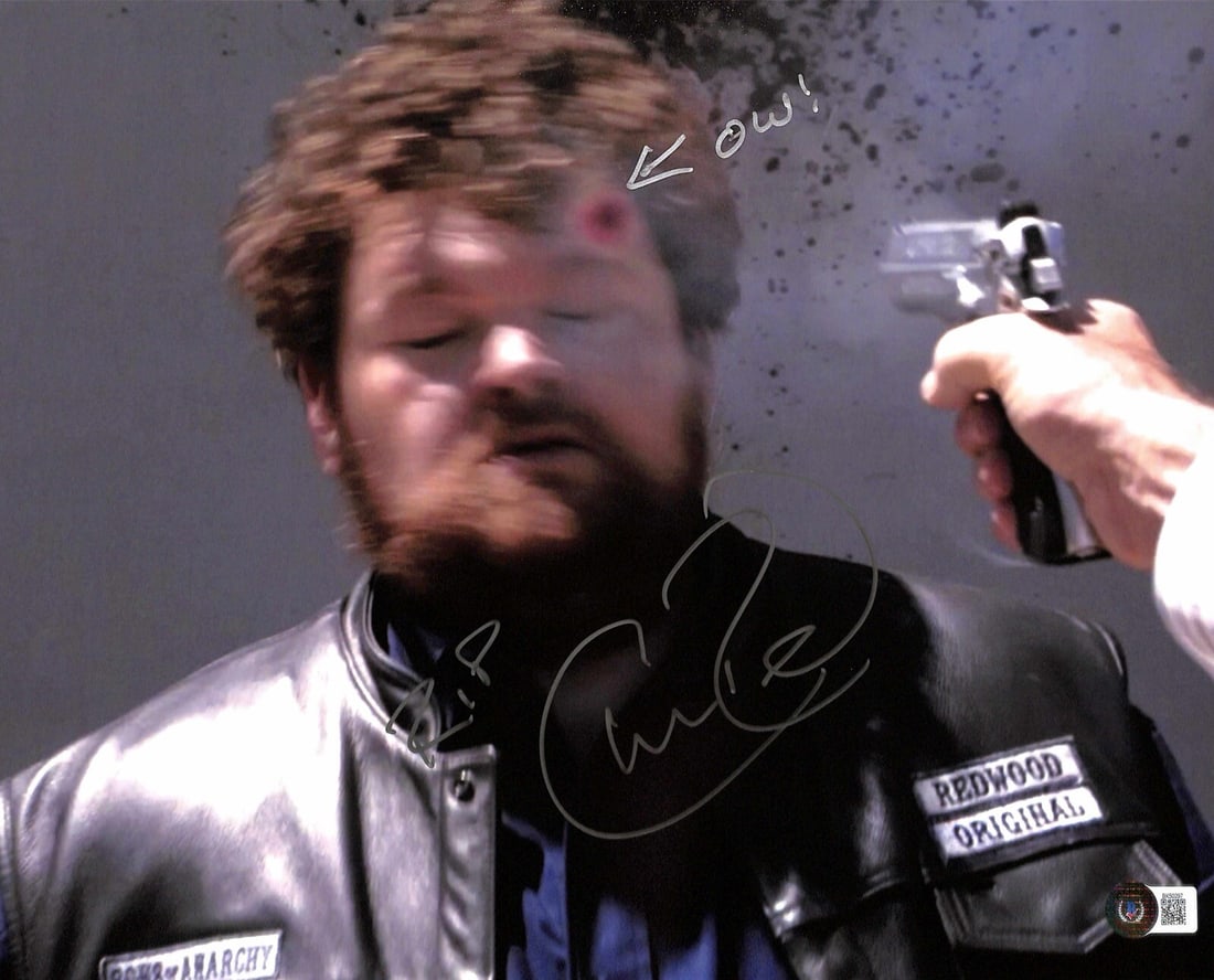 Christopher Reed Signed 11x14 Photograph Sons of Anarchy Beckett Certified: Christopher Reed Signed 11x14 Photograph Sons of Anarchy Beckett Certified This authentic 11x14 photograph features Christopher Reed, renowned for his role as "Filthy Phil" in the acclaimed TV series 