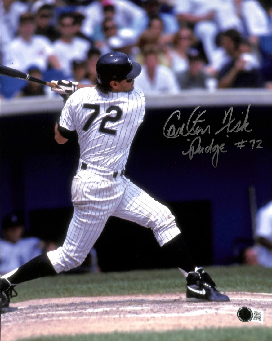 Beckett authenticated Carlton Fisk 11x14 White Sox photo Pudge 72 signed (1 of 1)