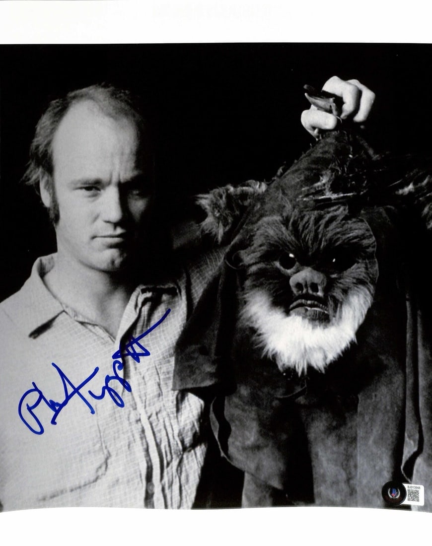 Phil Tippett Signed 11x14 Star Wars Ewok Photo Beckett Authenticated: Phil Tippett Signed 11x14 Star Wars Ewok Photo Beckett Authenticated This is an autographed 11x14 color photograph of Phil Tippett, the renowned ILM SFX artist known for his work on Star Wars: Return 