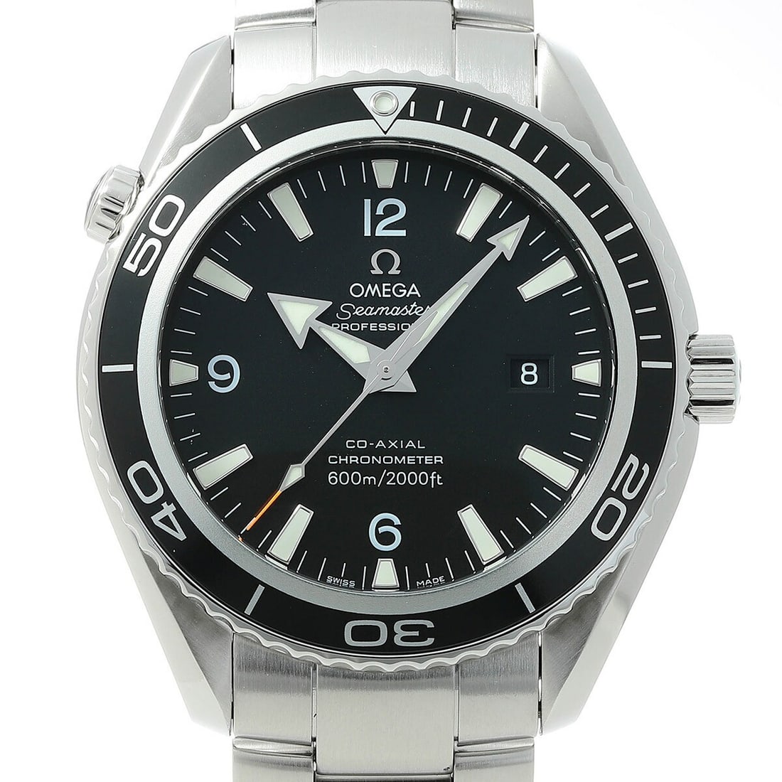 Omega Planet Ocean 600m Men's Seamaster Wristwatch: Omega Planet Ocean 600m Men's Seamaster Wristwatch This is an OMEGA Seamaster Planet Ocean 600m wristwatch designed for men. The watch is Swiss-made and features the signature quality and craftsmanshi