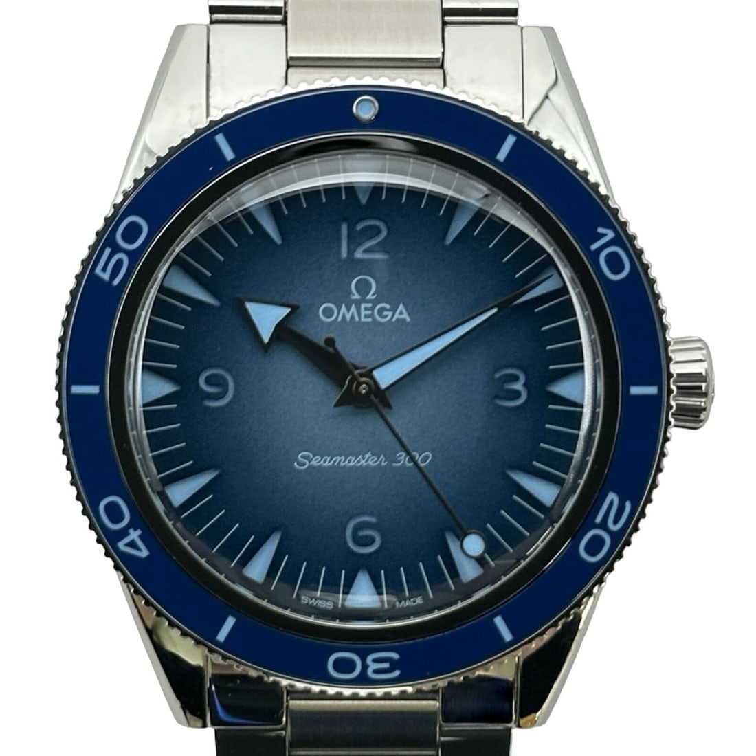 OMEGA Seamaster 300 Co-Axial Master Chronometer 234.30.41.21.03.002: OMEGA Seamaster 300 Co-Axial Master Chronometer 234.30.41.21.03.002 This is an OMEGA Seamaster 300 Co-Axial Master Chronometer wristwatch, model 234.30.41.21.03.002. Designed for men, this timepiece i