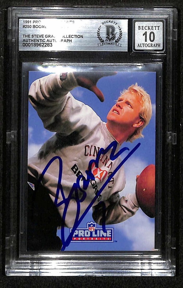 1991 Pro Line Portraits Boomer Esiason autographed card Beckett 10: 1991 Pro Line Portraits Boomer Esiason autographed card Beckett 10 This 1991 Pro Line Portraits football card features Boomer Esiason in his Cincinnati Bengals uniform and is hand-signed by the quarte