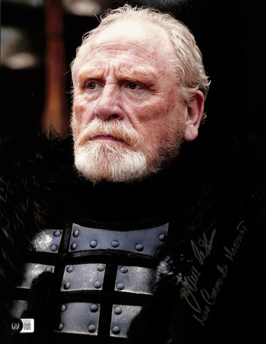 James Cosmo Jeor Mormont Signed 11x14 Photo Beckett Certified: James Cosmo Jeor Mormont Signed 11x14 Photo Beckett Certified This stunning 11x14 photograph features James Cosmo, renowned for his role as "Jeor Mormont" in the iconic TV series Game of Thrones. The 