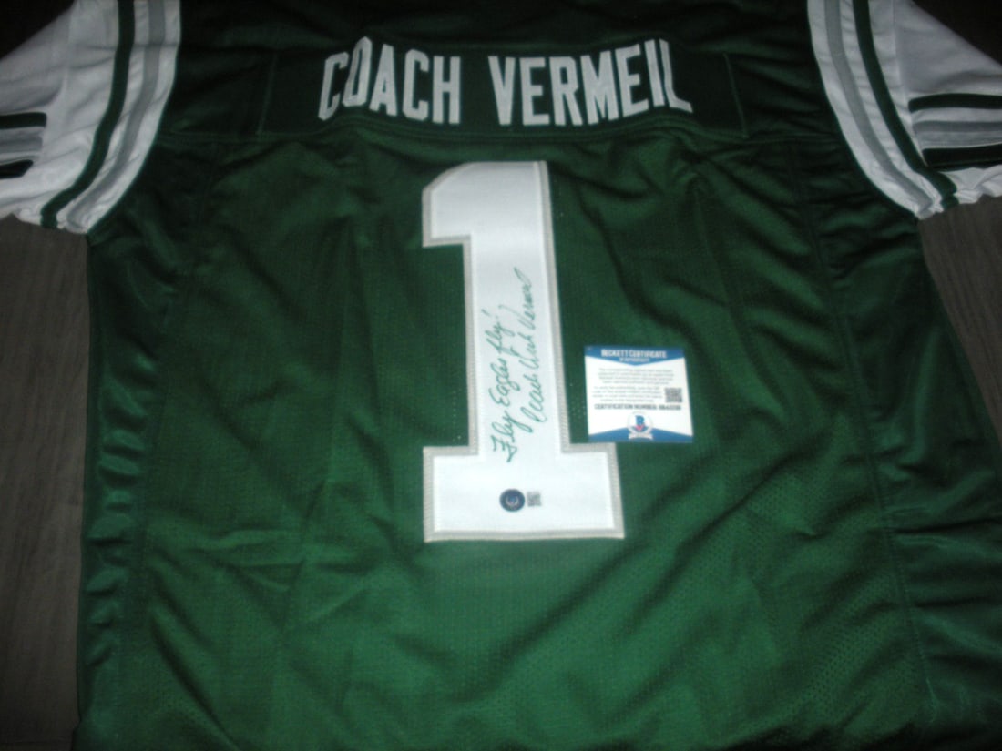 Signed Dick Vermeil Eagles Jersey 1980 NFC Champions Beckett COA: Signed Dick Vermeil Eagles Jersey 1980 NFC Champions Beckett COA This is a pre-owned Philadelphia Eagles jersey signed by Dick Vermeil, commemorating the team's 1980 NFC Championship. The jersey is an