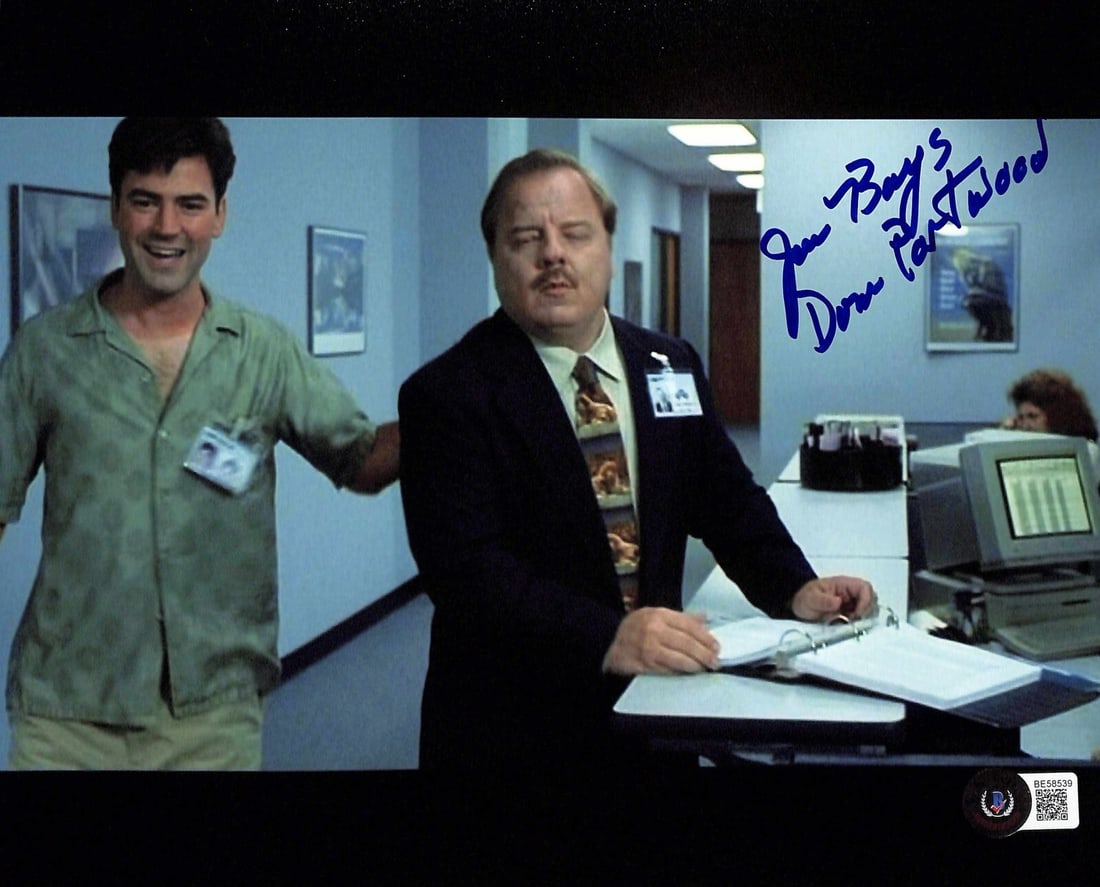 Joe Bays Autographed 8x10 Photo as Dom Portwood with Beckett Authentication: Joe Bays Autographed 8x10 Photo as Dom Portwood with Beckett Authentication This is an original 8x10 photograph signed by actor Joe Bays, known for his role as Dom Portwood in the movie Office Space. 