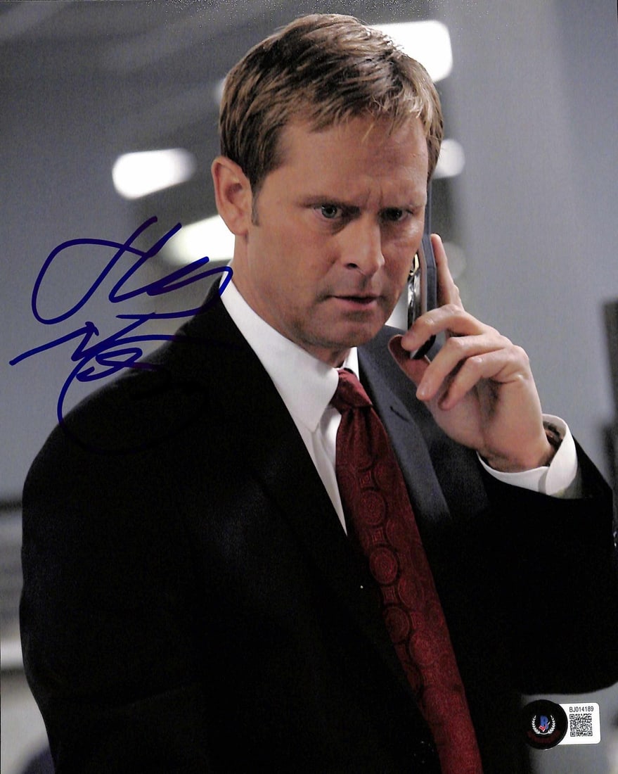 Jeffrey Nordling Signed 8x10 Photograph Larry Moss Beckett Certified: Jeffrey Nordling Signed 8x10 Photograph Larry Moss Beckett Certified This is an original 8x10 photograph signed by Jeffrey Nordling, who portrayed "Larry Moss" in the acclaimed TV series 24. The signa