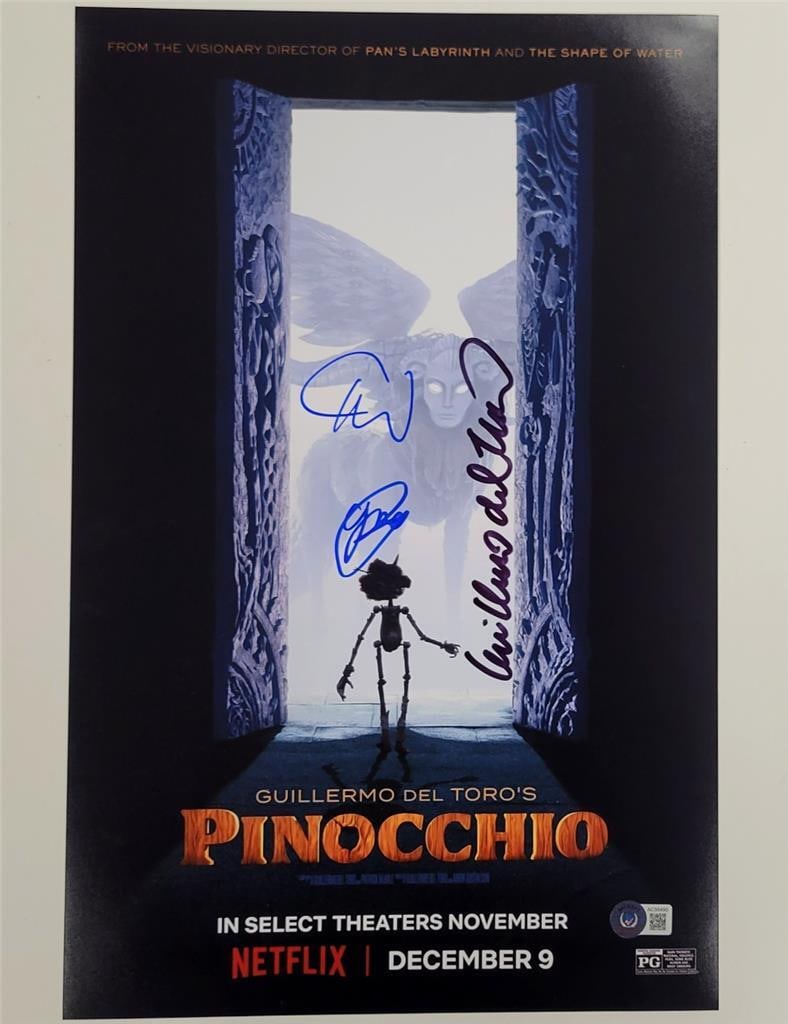 Guillermo Del Toro Signed Pinocchio 11x17 Photo Authenticated by Beckett (1 of 5)