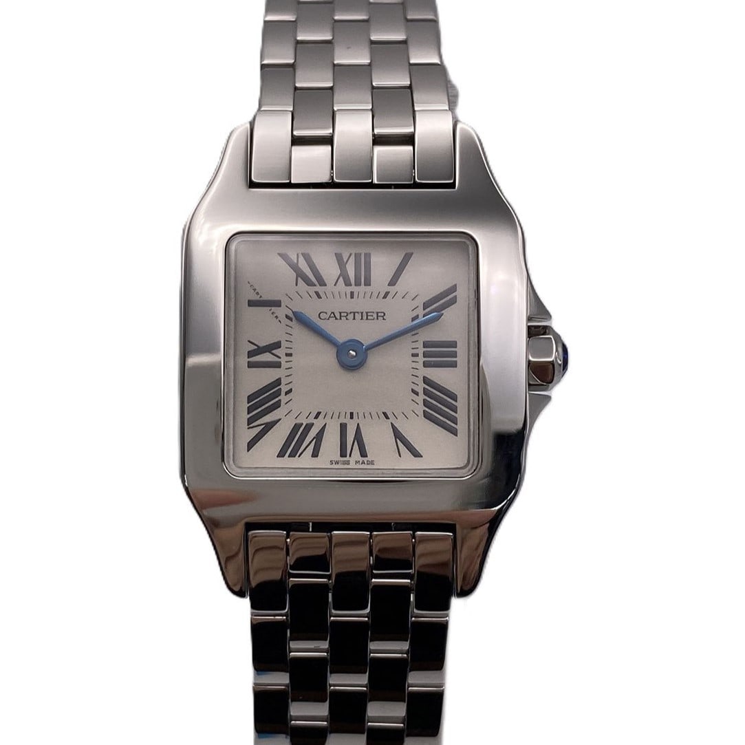 Cartier Santos Demoiselle Stainless Steel Ladies Wristwatch Silver: Cartier Santos Demoiselle Stainless Steel Ladies Wristwatch Silver This Cartier Santos Demoiselle SM W25064Z5 is a sophisticated ladies wristwatch crafted from stainless steel with a silver-tone finis