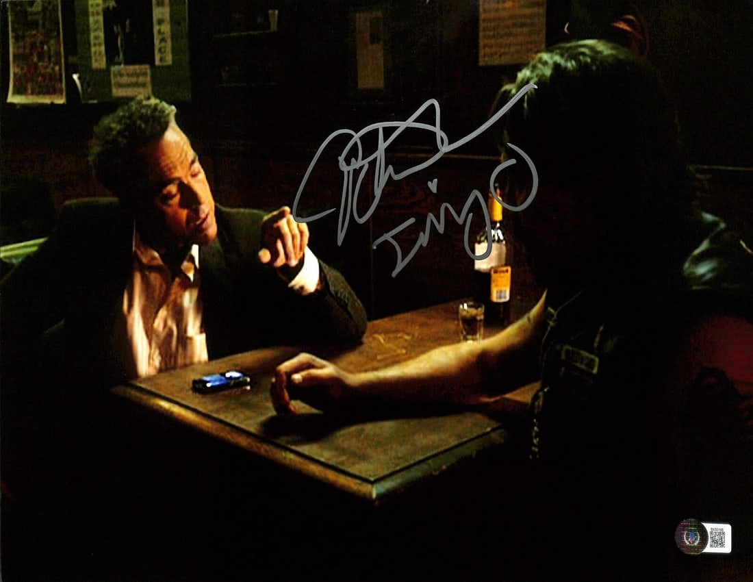 Titus Welliver Autographed 11x14 Photo Sons of Anarchy Beckett Certified: Titus Welliver Autographed 11x14 Photo Sons of Anarchy Beckett Certified This is an original 11x14 photograph autographed by Titus Welliver, who portrayed Jimmy O'Phelan in the TV series Sons of Anarc