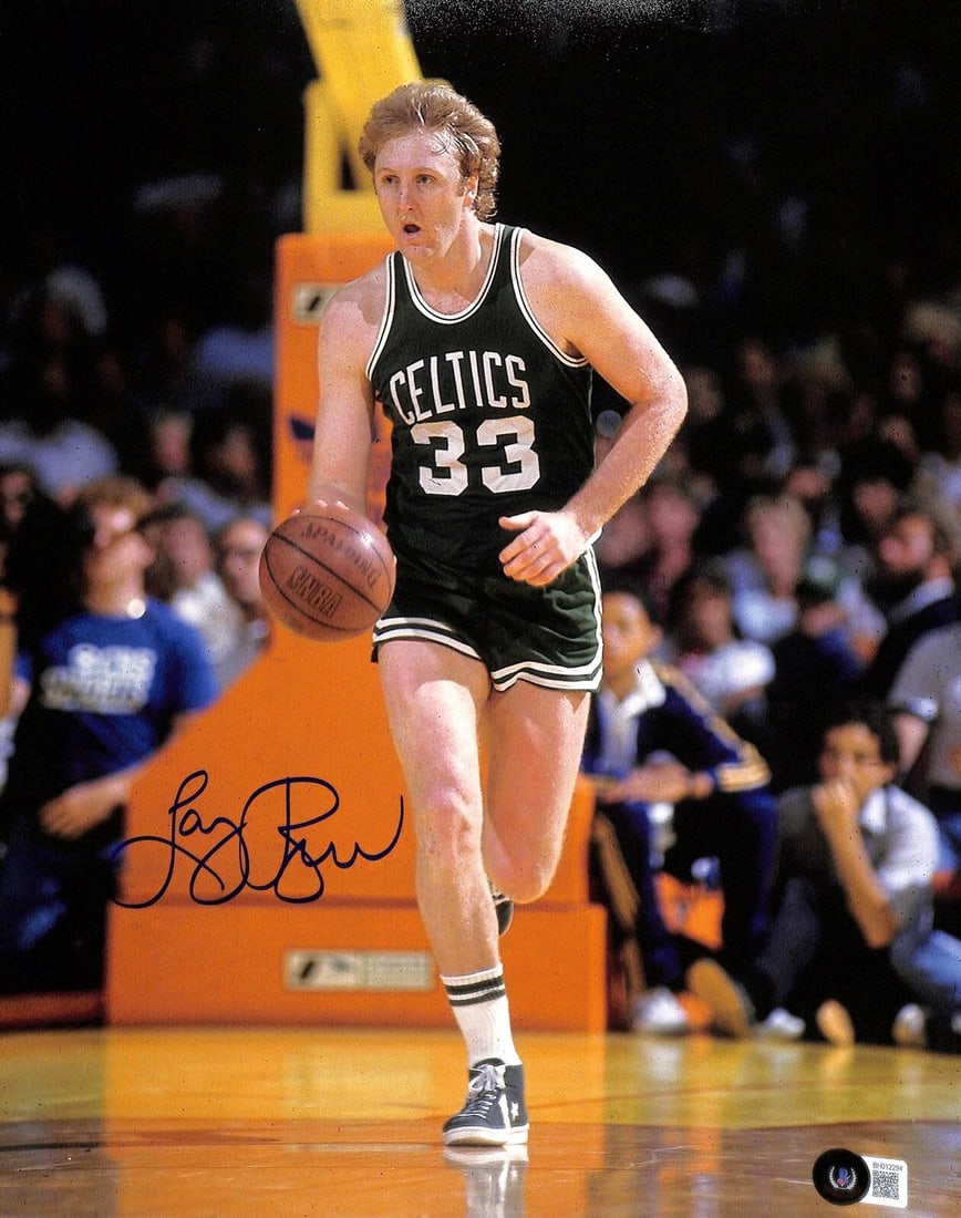 Larry Bird Signed 11x14 Photo Beckett Certified Celtics: Larry Bird Signed 11x14 Photo Beckett Certified Celtics This autographed 11x14 photograph features Larry Bird, the legendary basketball player known for his time with the Boston Celtics. The photograp