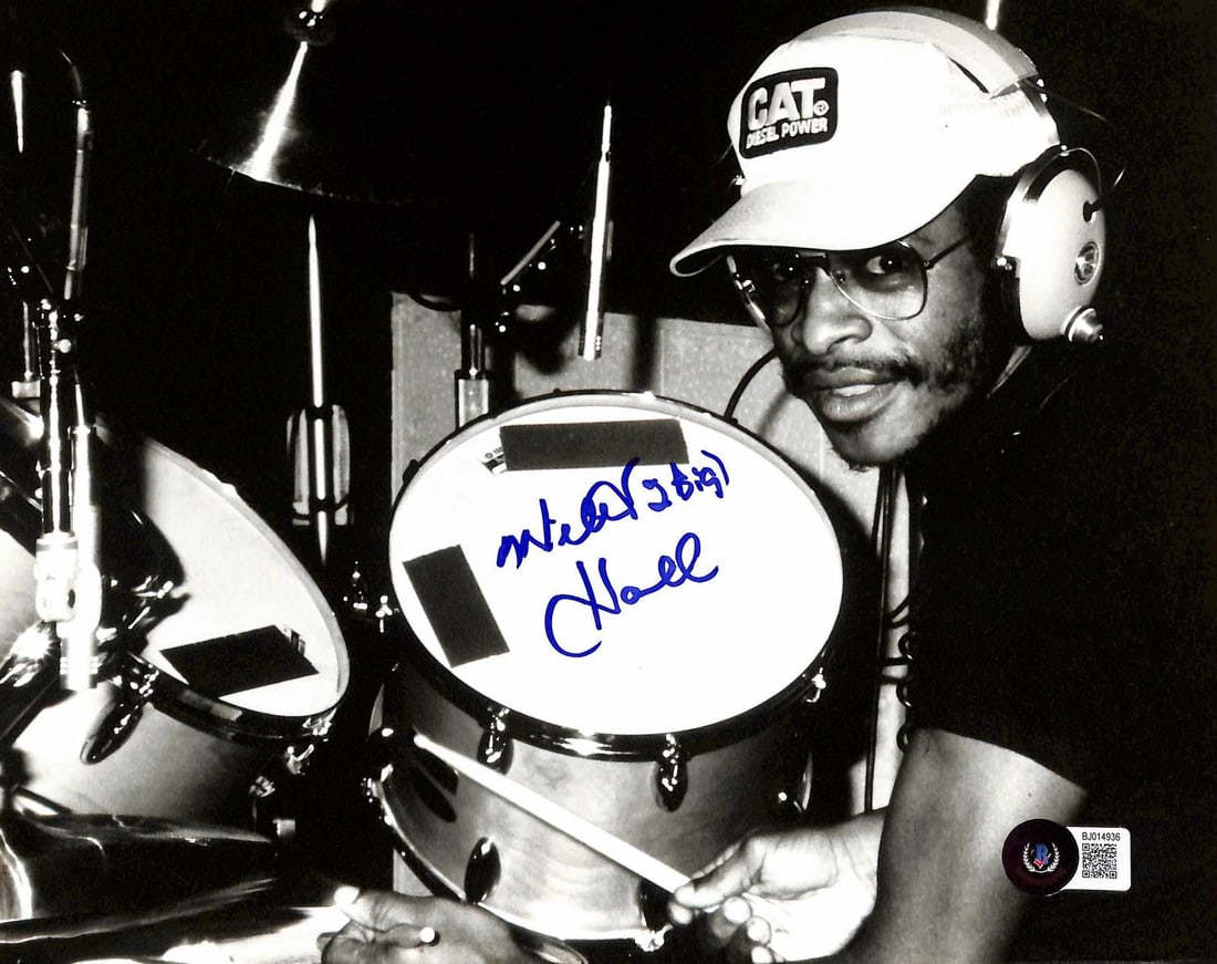 Willie Hall autographed 8x10 Blues Brothers drum photo Beckett (1 of 1)