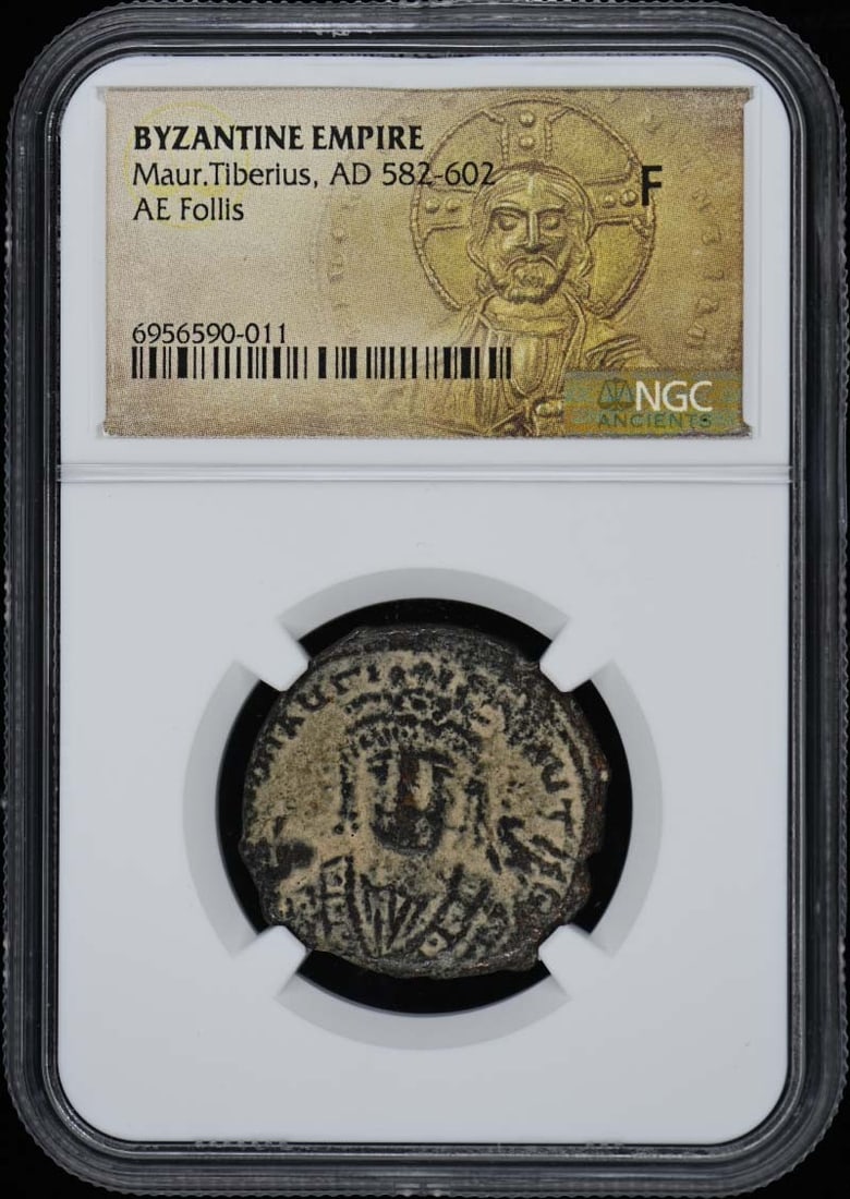 Byzantine AE Follis Maur Tiberius NGC F12 (1 of 2)