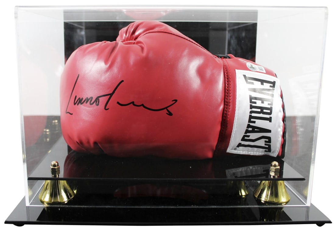 Lennox Lewis Signed Red Everlast Left Boxing Glove With Beckett Case Authentication (1 of 3)