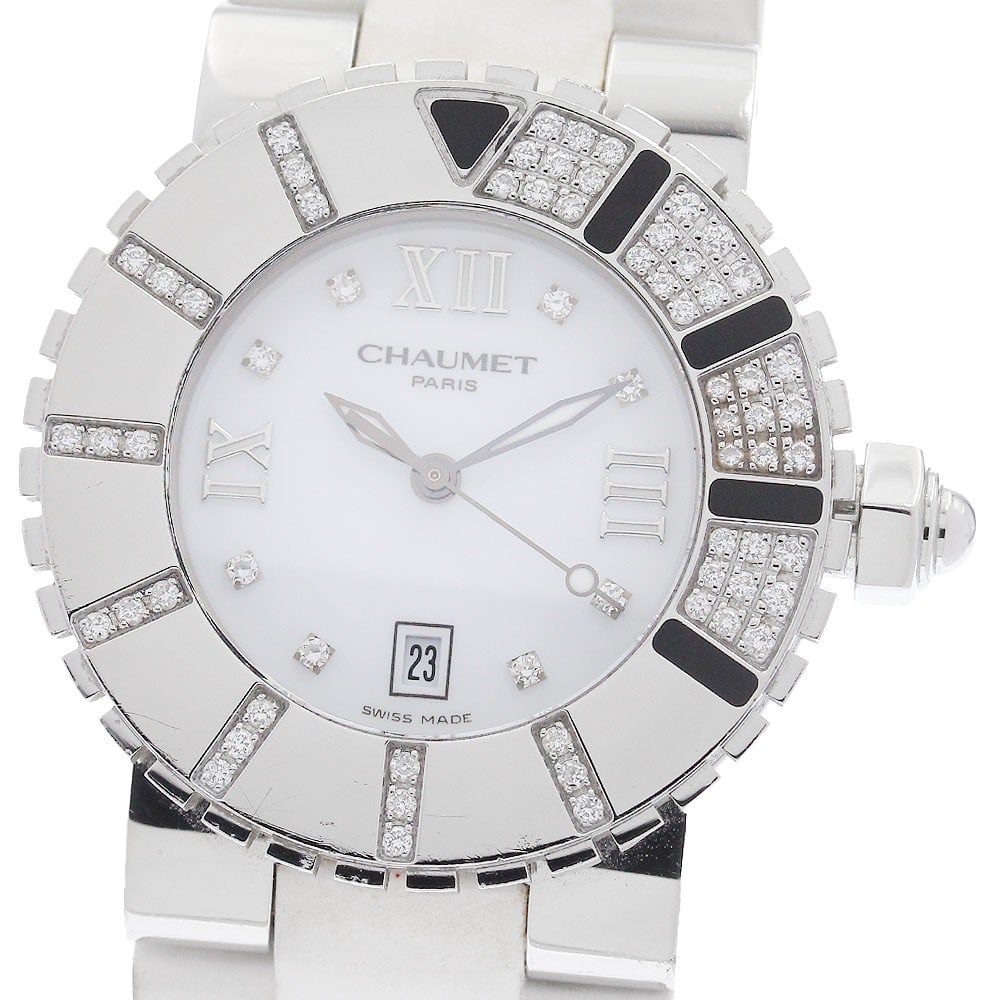 Chaumet Class One 622B quartz wristwatch with diamond bezel: Chaumet Class One 622B quartz wristwatch with diamond bezel Chaumet Class One Date quartz wristwatch with a diamond bezel and unisex styling. The watch is pre-owned and made in Switzerland. Specificat