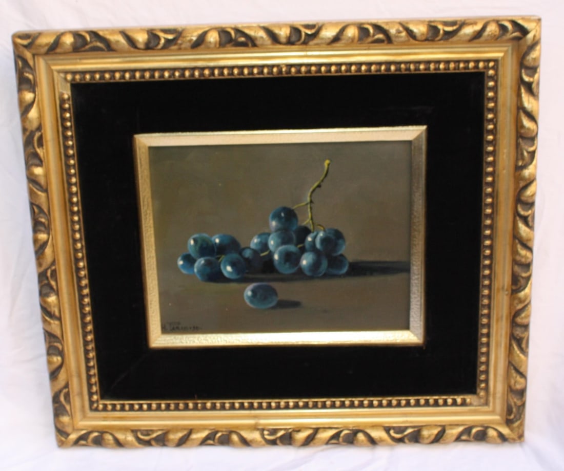 Signed H Paradiso Fruit Still Life Oil Painting on Canvas: Signed H Paradiso Fruit Still Life Oil Painting on Canvas Original mid-20th century still life fruit oil painting on canvas by Paradiso. The work depicts a fruit subject in a traditional still life co