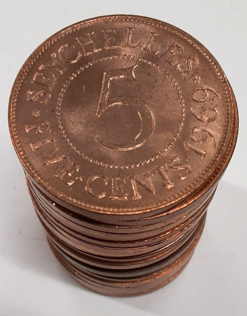 Roll of 20 Uncirculated 1969 Seychelles Bronze 5 Cent Coins Featuring Elizabeth II (1 of 3)