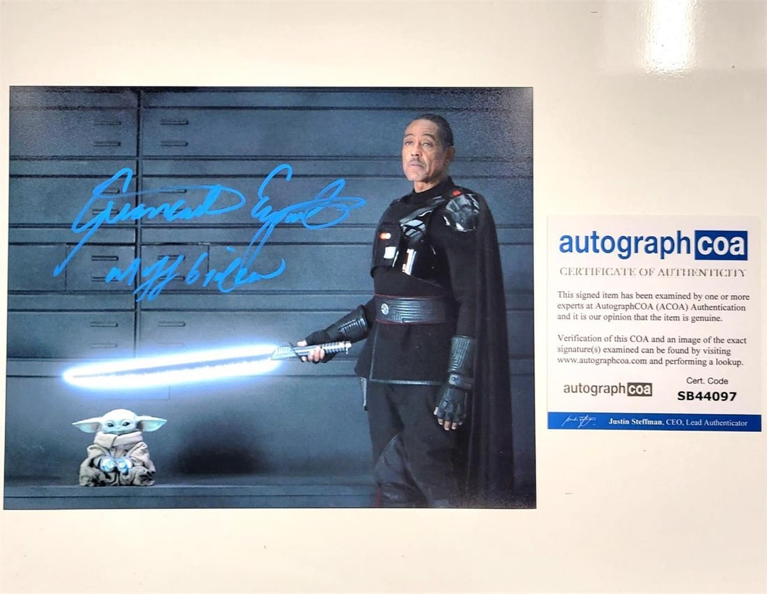 Giancarlo Esposito Signed Moff Gideon Photo 8x10 ACOA The Mandalorian: Giancarlo Esposito Signed Moff Gideon Photo 8x10 ACOA The Mandalorian This is an original 8x10 photo of Giancarlo Esposito as "Moff Gideon" from the acclaimed series The Mandalorian. The photo is auth