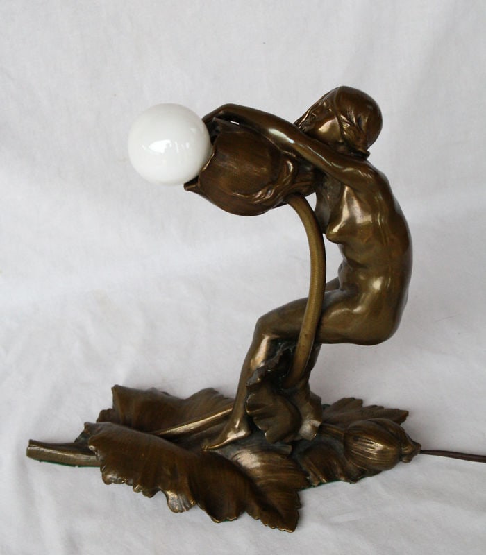 Art Nouveau Bronze Lamp by Maurice Bouval 1900 Signed Design: Art Nouveau Bronze Lamp by Maurice Bouval 1900 Signed Design This exquisite Art Nouveau bronze lamp, crafted by the renowned Maurice Bouval (1863-1916), showcases intricate design and stunning detail.