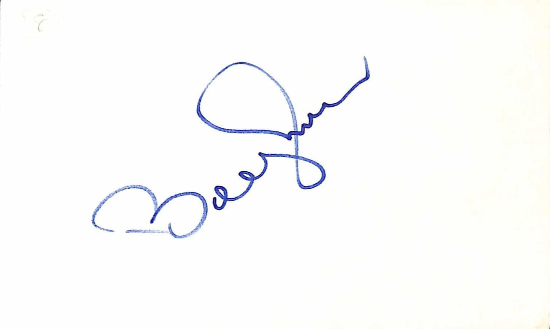 Beckett authenticated Bobby Murcer signed Yankees index card: Beckett authenticated Bobby Murcer signed Yankees index card This is an authentic index card hand-signed by former New York Yankees star Bobby Murcer. The autograph is rendered in bold blue ink on a c