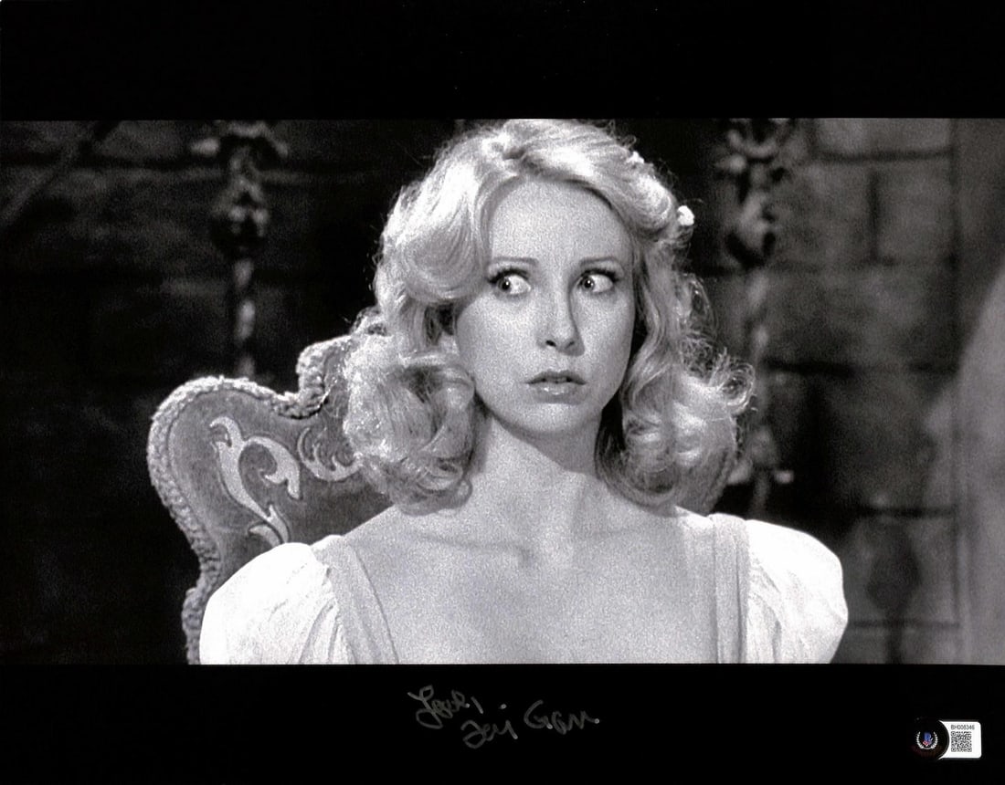 Beckett Authenticated Teri Garr 11x14 B W Signed Photo Love: Beckett Authenticated Teri Garr 11x14 B W Signed Photo Love This is a black-and-white 11x14 photograph personally hand-signed by actress Teri Garr. The photograph features her inscription "Love" along