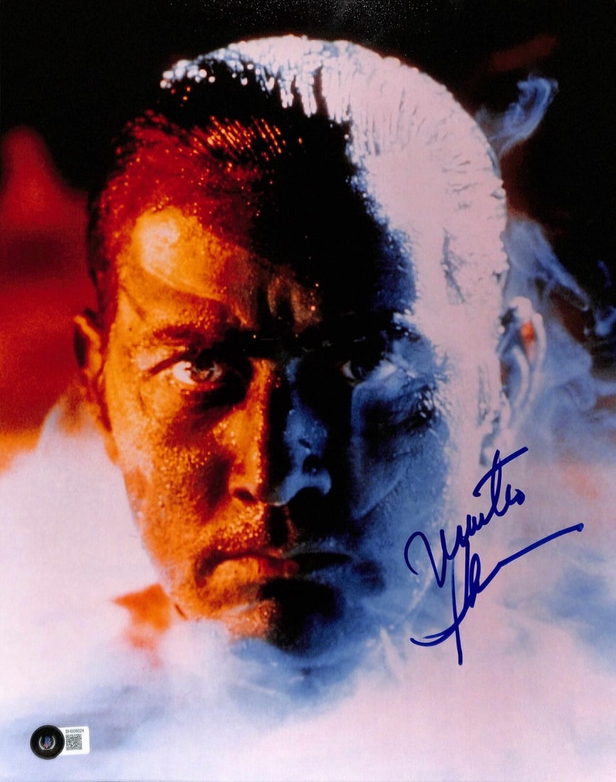 Martin Sheen Signed 11x14 Photo Apocalypse Now Beckett Certified: Martin Sheen Signed 11x14 Photo Apocalypse Now Beckett Certified This is an autographed 11x14 photograph of Martin Sheen as "Cap. Benjamin Willard" from the iconic film Apocalypse Now. The photograph 