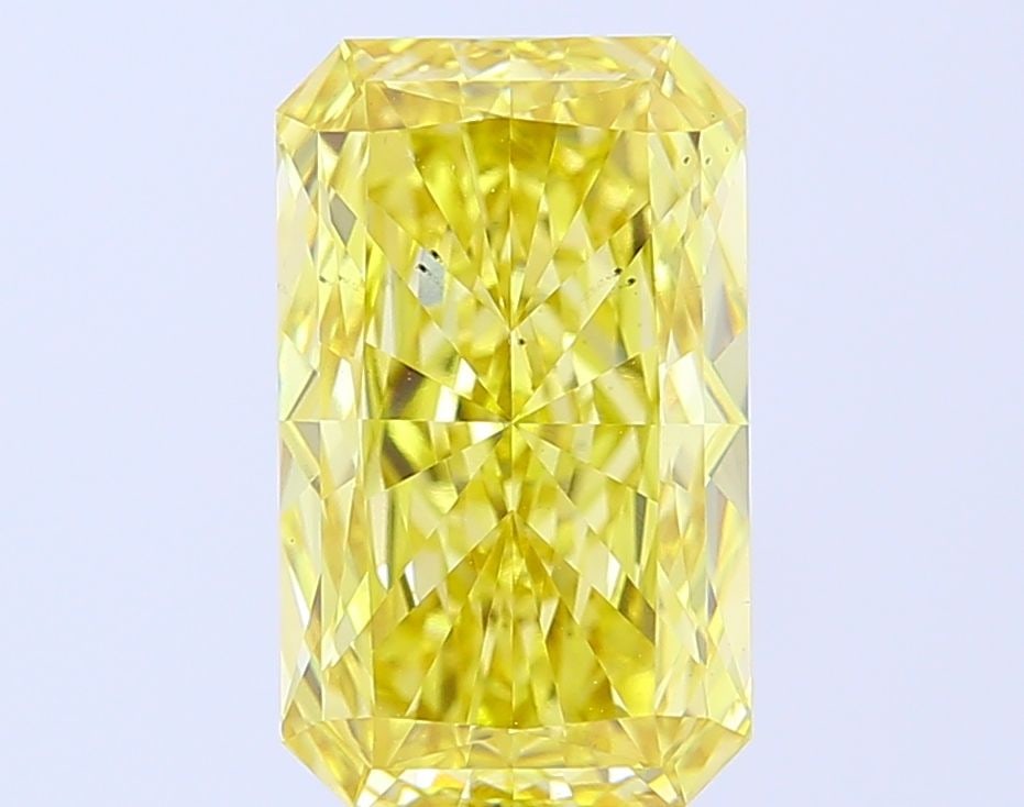 Loose Diamond - RADIANT 4.04ct Fancy Intense Yellow VS2: Loose Diamond - RADIANT 4.04ct Fancy Intense Yellow VS2 Source: This is a real non-mined Diamond that has been grown in a lab Shape: RADIANT Carats: 4.04 Color: Fancy Intense Yellow Certification: IGI