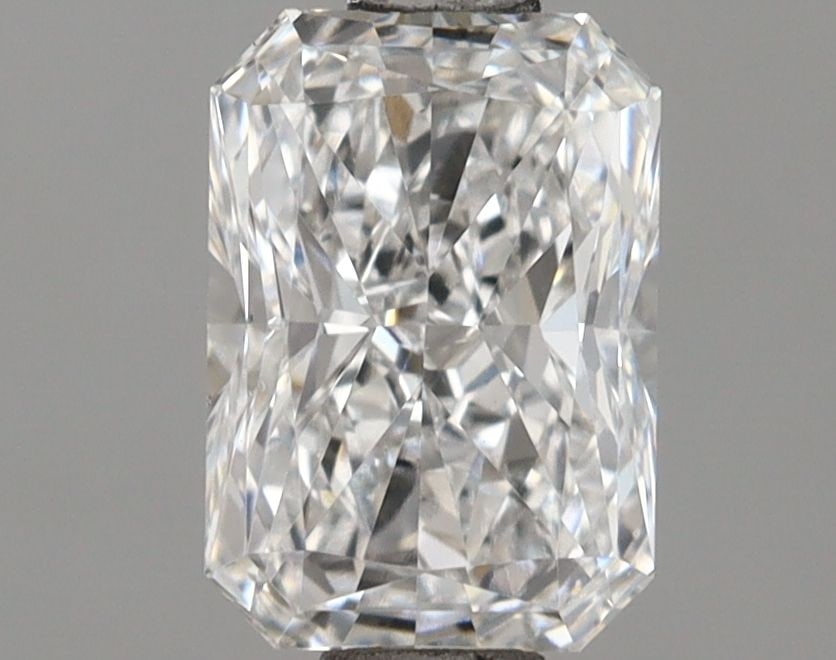 Loose Diamond - RADIANT 0.99ct E VS1: Loose Diamond - RADIANT 0.99ct E VS1 Source: This is a real non-mined Diamond that has been grown in a lab Shape: RADIANT Carats: 0.99 Color: E Clarity: VS1 Certification: IGI Video: