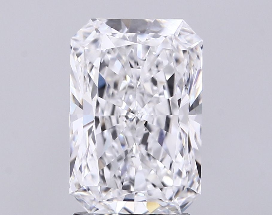 Loose Diamond - RADIANT 3.09ct D IF: Loose Diamond - RADIANT 3.09ct D IF Source: This is a real non-mined Diamond that has been grown in a lab Shape: RADIANT Carats: 3.09 Color: D Clarity: IF Certification: IGI Video: