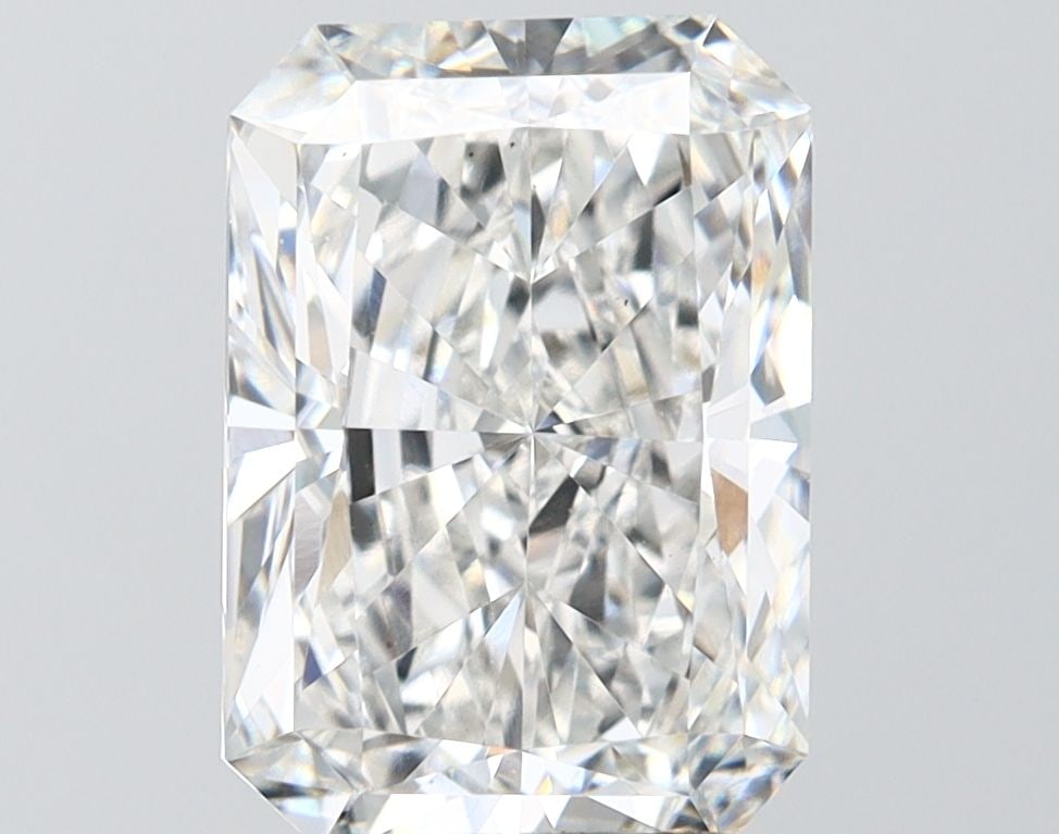 Loose Diamond - RADIANT 4.01ct E VS2: Loose Diamond - RADIANT 4.01ct E VS2 Source: This is a real non-mined Diamond that has been grown in a lab Shape: RADIANT Carats: 4.01 Color: E Clarity: VS2 Certification: IGI Video: