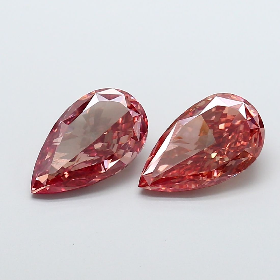 Loose Diamond - PEAR 5.02ct Fancy Vivid Pink VS1 (1 of 1)