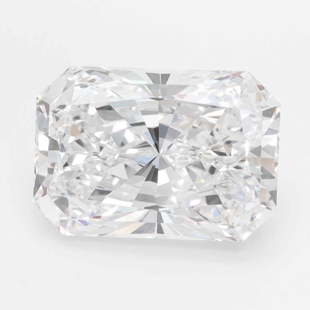 Loose Diamond - RADIANT 4.0ct D VVS1: Loose Diamond - RADIANT 4.0ct D VVS1 Source: This is a real non-mined Diamond that has been grown in a lab Shape: RADIANT Carats: 4.0 Color: D Clarity: VVS1 Certification: IGI Video: