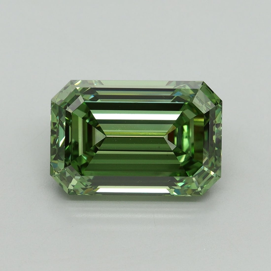 Loose Diamond - EMERALD 5.07ct Fancy Vivid Green VS1 (1 of 1)