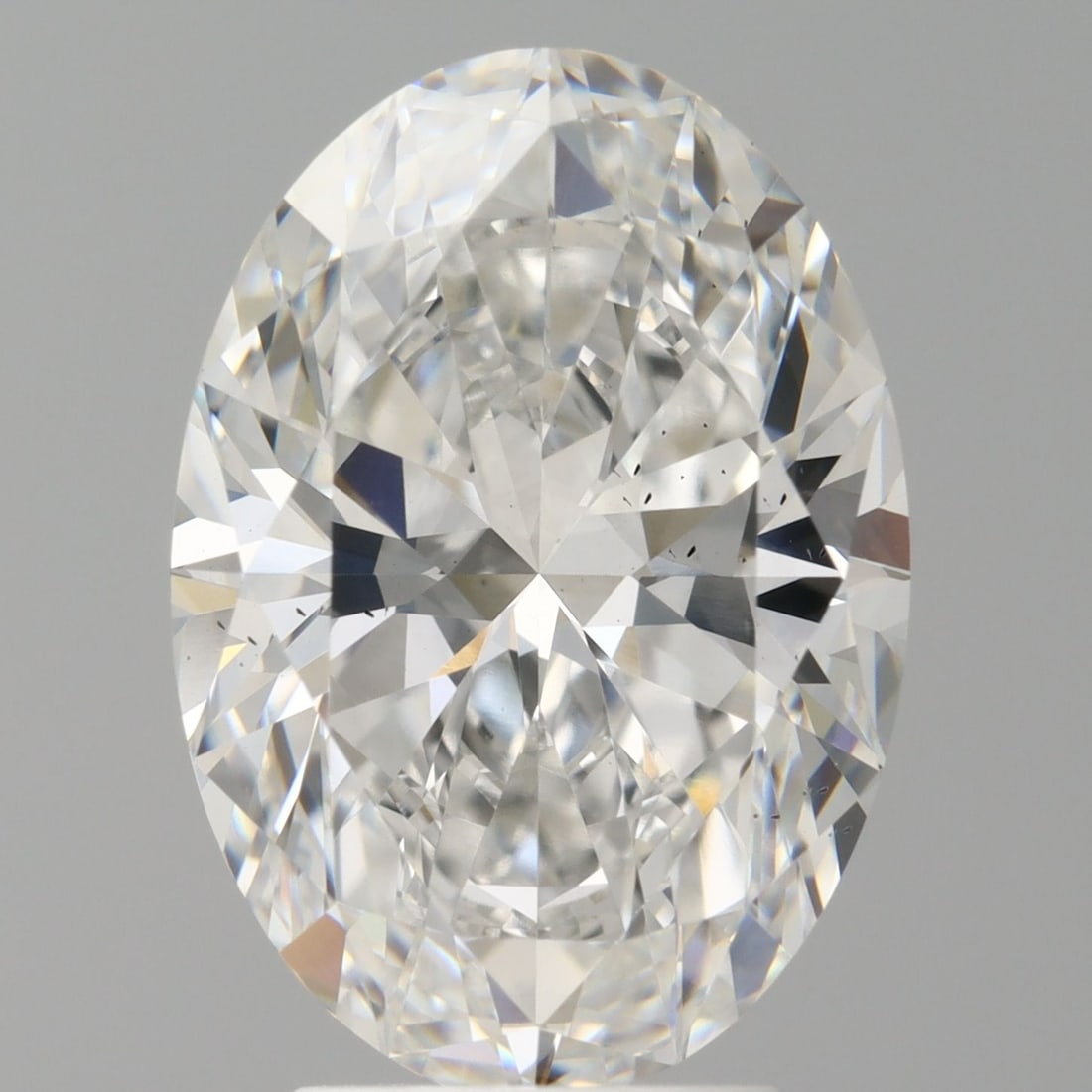 Loose Diamond - OVAL 4.08ct E VS2: Loose Diamond - OVAL 4.08ct E VS2 Source: This is a real non-mined Diamond that has been grown in a lab Shape: OVAL Carats: 4.08 Color: E Clarity: VS2 Certification: IGI Video:
