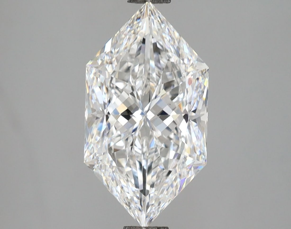 Loose Diamond - HEXAGONAL 2.77ct D VVS2: Loose Diamond - HEXAGONAL 2.77ct D VVS2 Source: This is a real non-mined Diamond that has been grown in a lab Shape: HEXAGONAL Carats: 2.77 Color: D Clarity: VVS2 Certification: IGI Video: