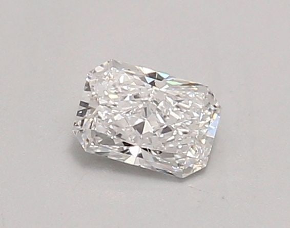 Loose Diamond - RADIANT 0.43ct D VVS1: Loose Diamond - RADIANT 0.43ct D VVS1 Source: This is a real non-mined Diamond that has been grown in a lab Shape: RADIANT Carats: 0.43 Color: D Clarity: VVS1 Certification: IGI Video: