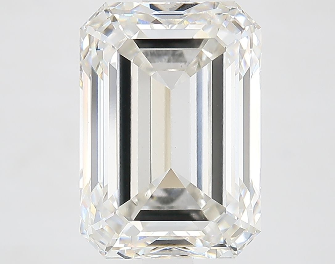 Loose Diamond - EMERALD 5.26ct G VS1: Loose Diamond - EMERALD 5.26ct G VS1 Source: This is a real non-mined Diamond that has been grown in a lab Shape: EMERALD Carats: 5.26 Color: G Clarity: VS1 Certification: IGI Video: