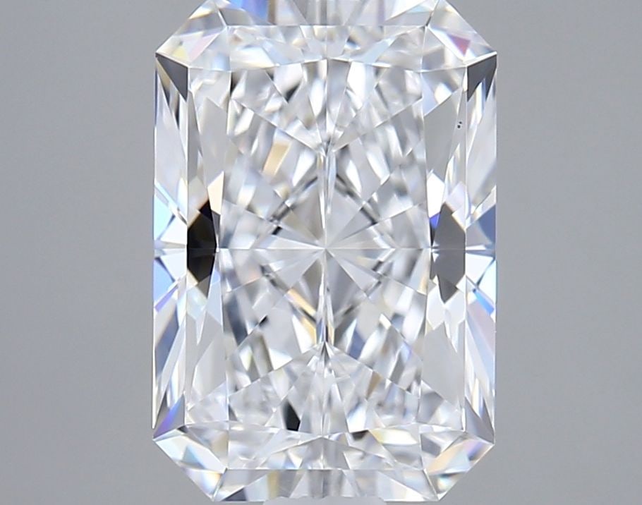 Loose Diamond - RADIANT 1.87ct D VVS1: Loose Diamond - RADIANT 1.87ct D VVS1 Source: This is a real non-mined Diamond that has been grown in a lab Shape: RADIANT Carats: 1.87 Color: D Clarity: VVS1 Certification: IGI Video: