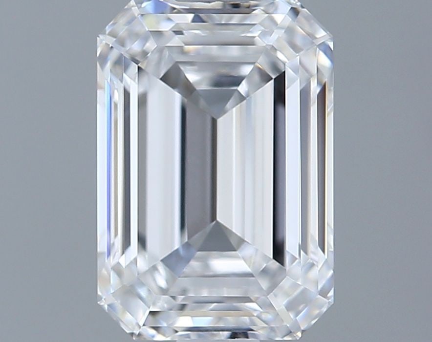 Loose Diamond - EMERALD 1.57ct D VVS2: Loose Diamond - EMERALD 1.57ct D VVS2 Source: This is a real non-mined Diamond that has been grown in a lab Shape: EMERALD Carats: 1.57 Color: D Clarity: VVS2 Certification: IGI Video: