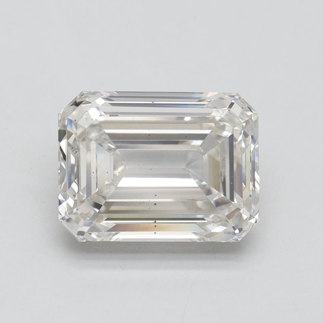Loose Diamond - EMERALD 3.65ct H SI1: Loose Diamond - EMERALD 3.65ct H SI1 Source: This is a real non-mined Diamond that has been grown in a lab Shape: EMERALD Carats: 3.65 Color: H Clarity: SI1 Certification: IGI Video: