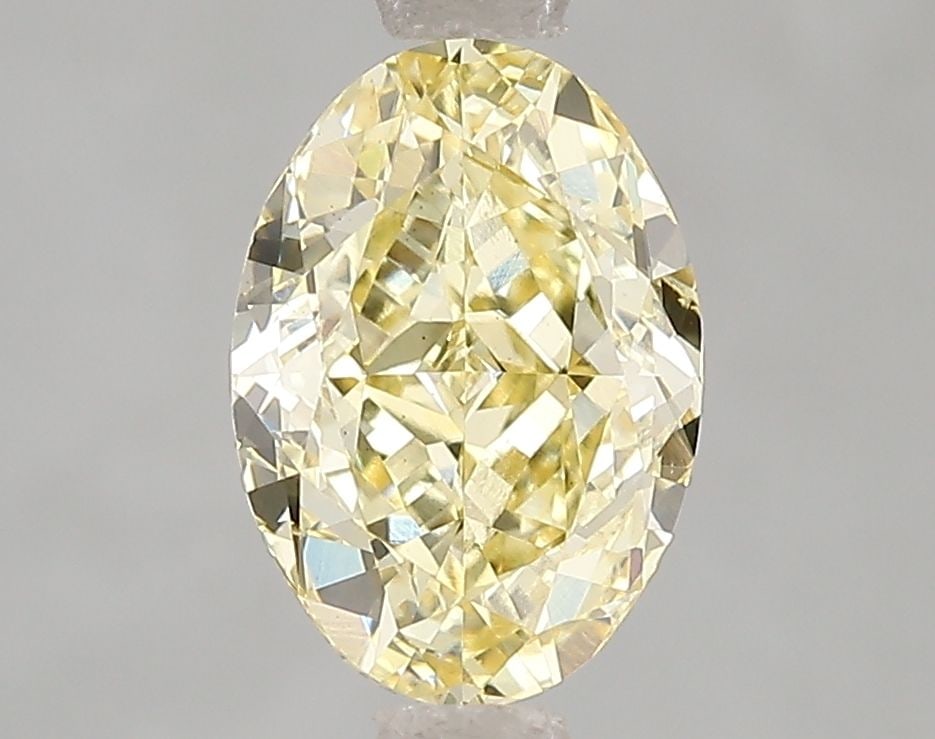 Loose Diamond - OVAL 2.09ct Fancy Intense Yellow VS1: Loose Diamond - OVAL 2.09ct Fancy Intense Yellow VS1 Source: This is a real non-mined Diamond that has been grown in a lab Shape: OVAL Carats: 2.09 Color: Fancy Intense Yellow Certification: IGI Video