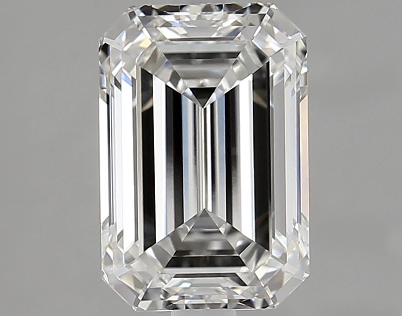 Loose Diamond - EMERALD 2.52ct F VVS2: Loose Diamond - EMERALD 2.52ct F VVS2 Source: This is a real non-mined Diamond that has been grown in a lab Shape: EMERALD Carats: 2.52 Color: F Clarity: VVS2 Certification: IGI Video: