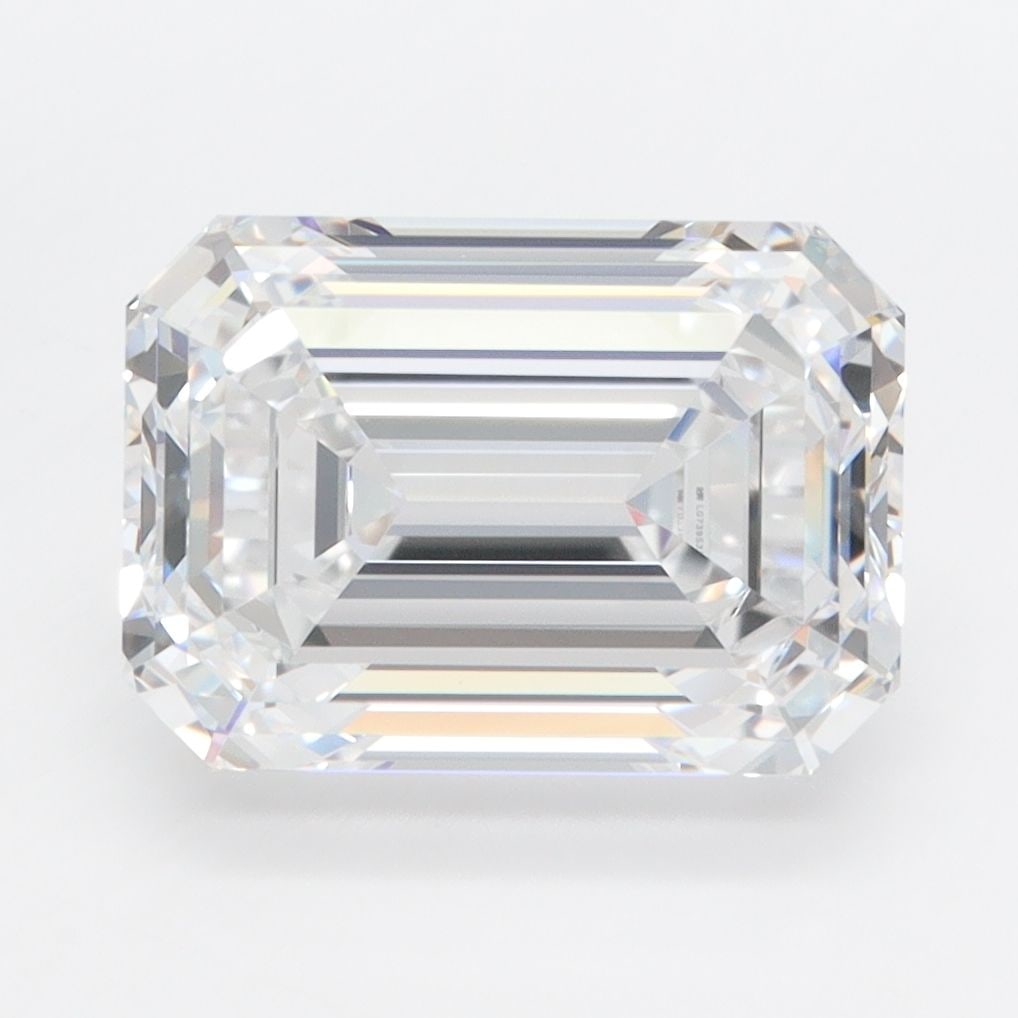 Loose Diamond - EMERALD 4.37ct D IF: Loose Diamond - EMERALD 4.37ct D IF Source: This is a real non-mined Diamond that has been grown in a lab Shape: EMERALD Carats: 4.37 Color: D Clarity: IF Certification: IGI Video: