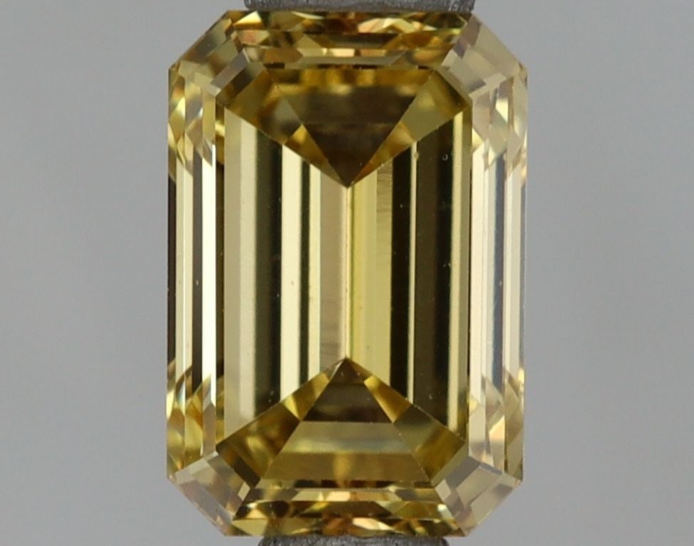 Loose Diamond - EMERALD 1.06ct Fancy Vivid Yellow VS1: Loose Diamond - EMERALD 1.06ct Fancy Vivid Yellow VS1 Source: This is a real non-mined Diamond that has been grown in a lab Shape: EMERALD Carats: 1.06 Color: Fancy Vivid Yellow Certification: NONE Vi
