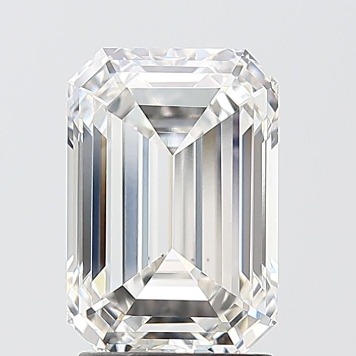 Loose Diamond - EMERALD 2.56ct F VS1: Loose Diamond - EMERALD 2.56ct F VS1 Source: This is a real non-mined Diamond that has been grown in a lab Shape: EMERALD Carats: 2.56 Color: F Clarity: VS1 Certification: IGI Video: