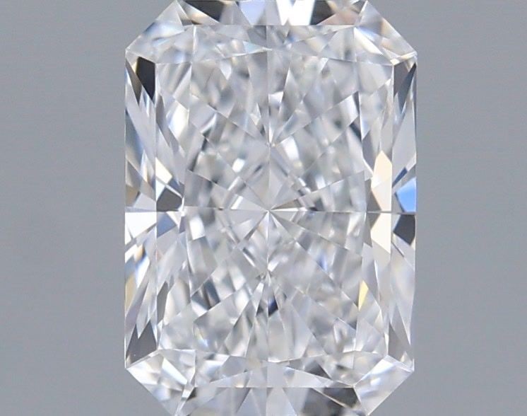 Loose Diamond - RADIANT 1.07ct D VVS1: Loose Diamond - RADIANT 1.07ct D VVS1 Source: This is a real non-mined Diamond that has been grown in a lab Shape: RADIANT Carats: 1.07 Color: D Clarity: VVS1 Certification: IGI Video: