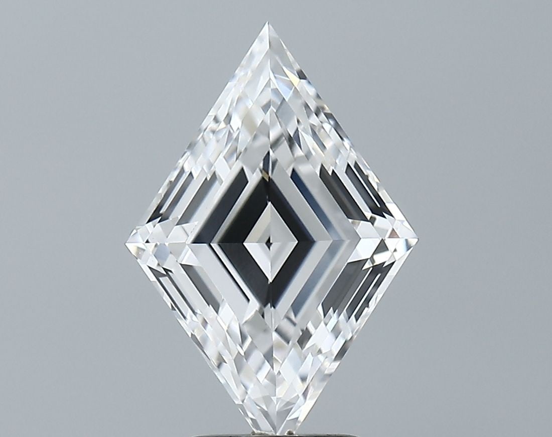 Loose Diamond - LOZENGE 2.72ct D VS1: Loose Diamond - LOZENGE 2.72ct D VS1 Source: This is a real non-mined Diamond that has been grown in a lab Shape: LOZENGE Carats: 2.72 Color: D Clarity: VS1 Certification: GIA Video: