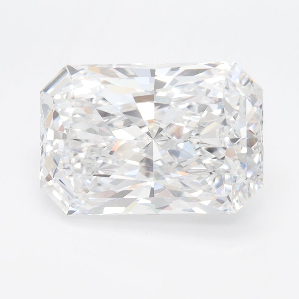 Loose Diamond - RADIANT 2.62ct D VVS1: Loose Diamond - RADIANT 2.62ct D VVS1 Source: This is a real non-mined Diamond that has been grown in a lab Shape: RADIANT Carats: 2.62 Color: D Clarity: VVS1 Certification: IGI Video: